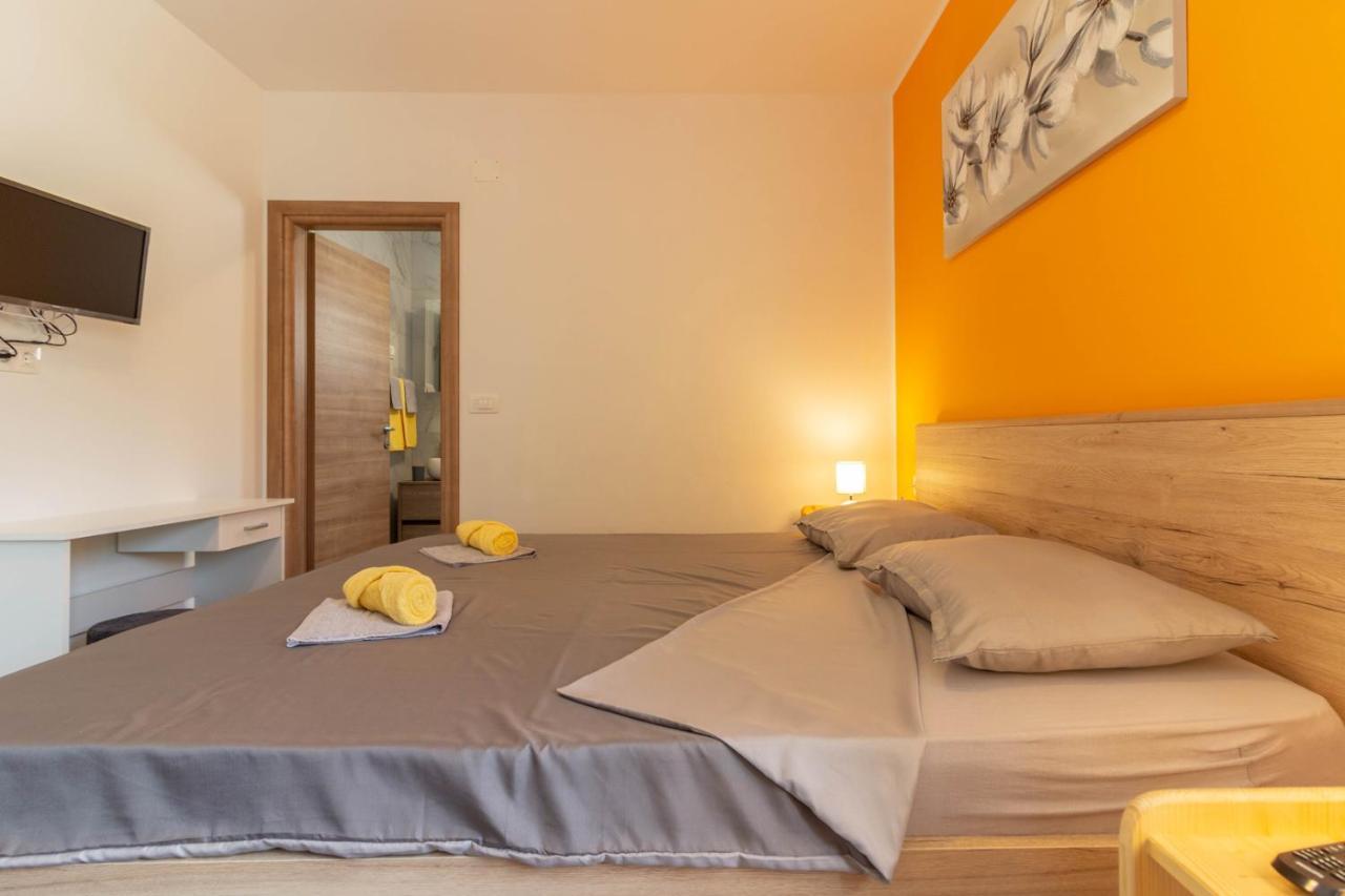 Modern Villa Eve In Medulin With Pool Near The Beach Luaran gambar